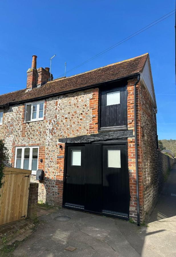 14Th Century Rose Cottage, Centre Of Alfriston By Air Premier Eksteriør billede